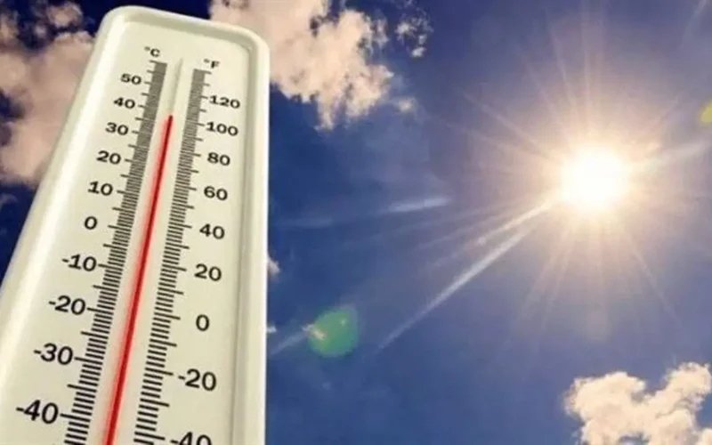 تقلبات حادة.. الأرصاد الجوية توضح موعد تراجع درجات الحرارة وعودة الأجواء الشتوية